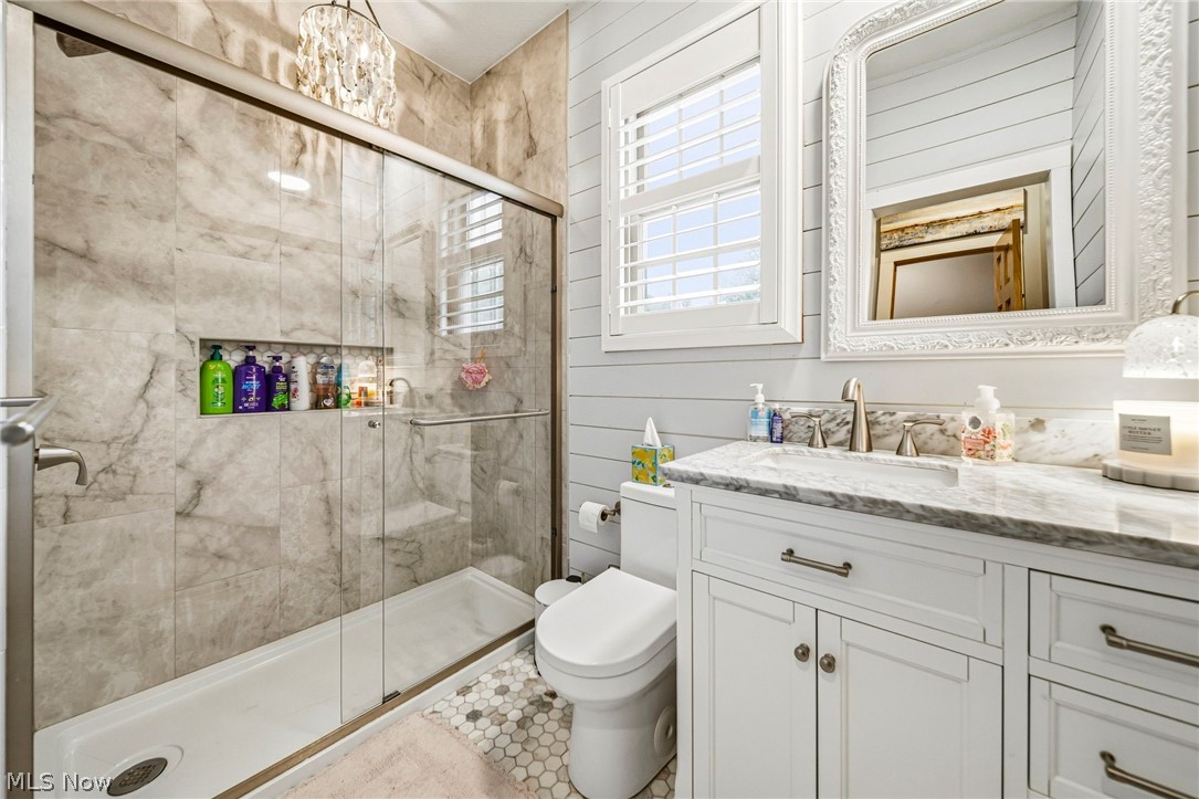 305 W Cedar Street Jefferson OH 44047
