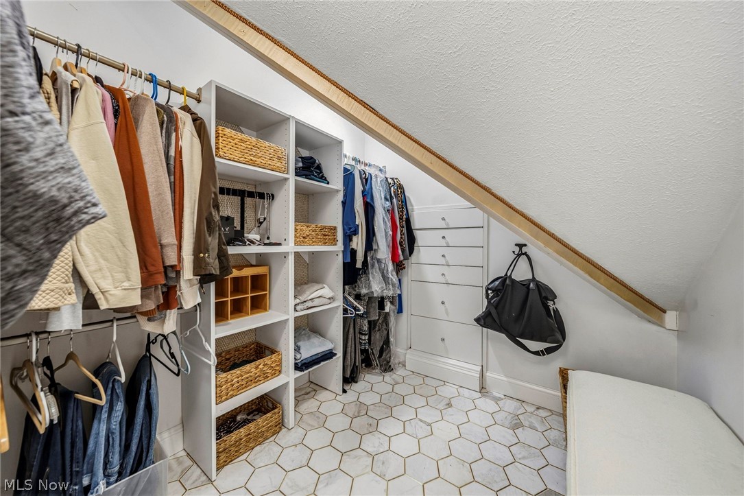 305 W Cedar Street Jefferson OH 44047