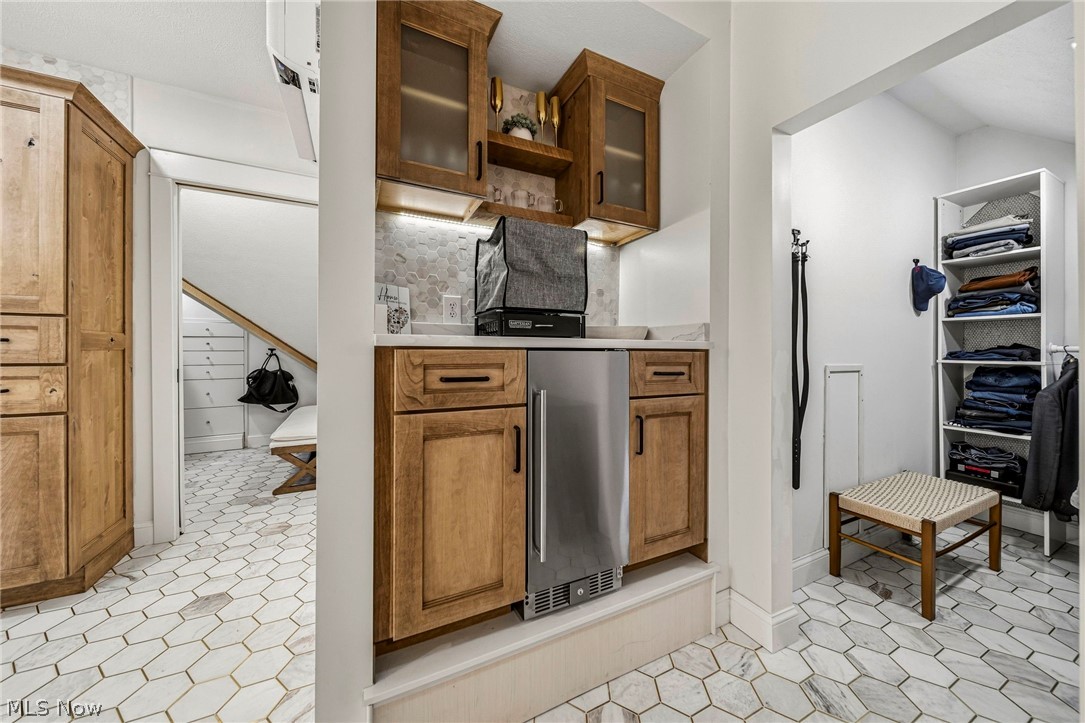 305 W Cedar Street Jefferson OH 44047