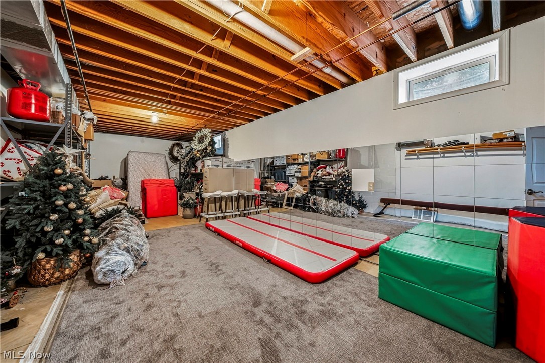 305 W Cedar Street Jefferson OH 44047