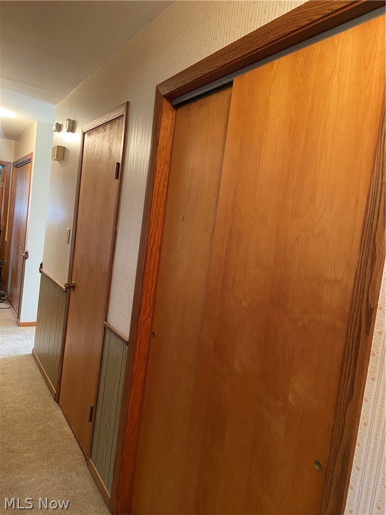 5671 E State Road Newcomerstown OH 43832
