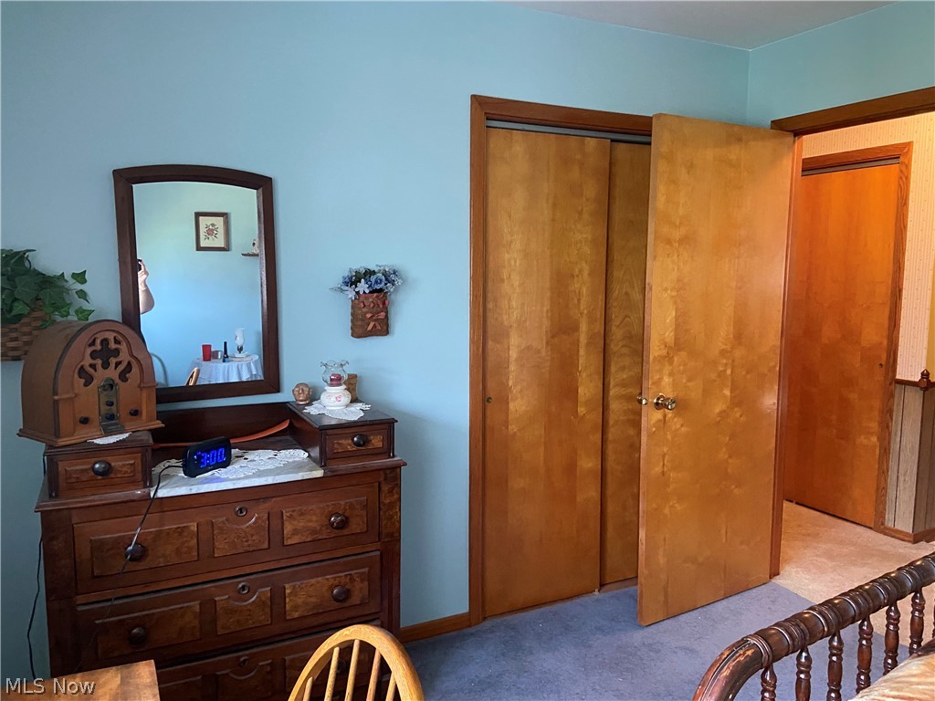 5671 E State Road Newcomerstown OH 43832