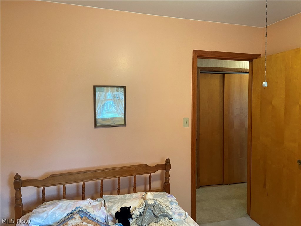 5671 E State Road Newcomerstown OH 43832