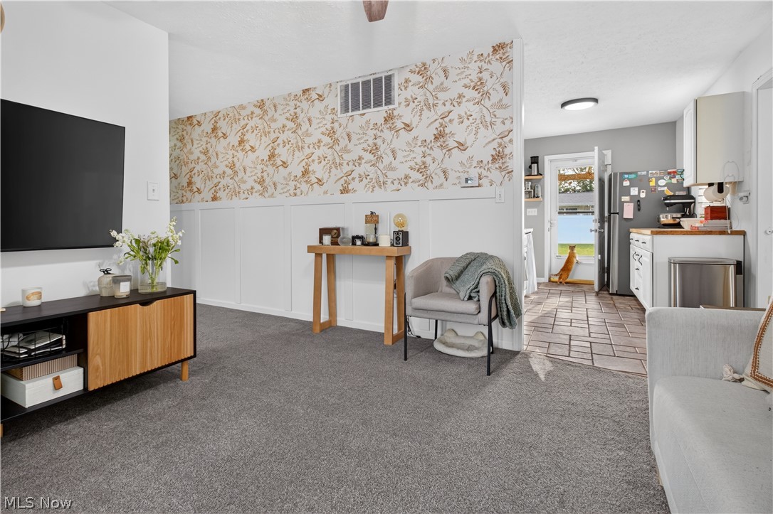 382 Marseilles Avenue Elyria OH 44035