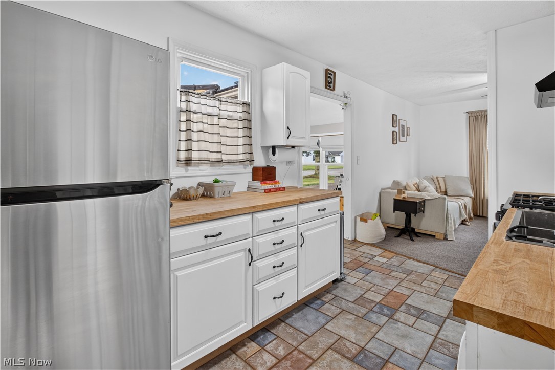 382 Marseilles Avenue Elyria OH 44035