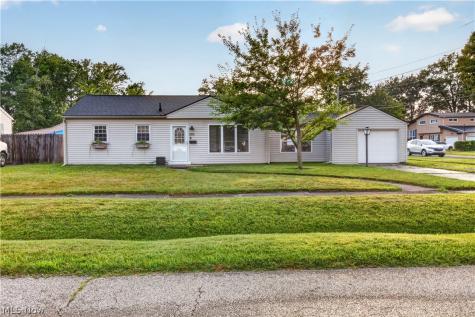 382 Marseilles Avenue Elyria OH 44035