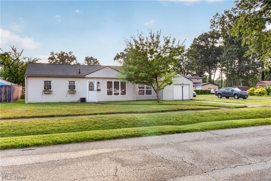 382 Marseilles Avenue Elyria OH 44035