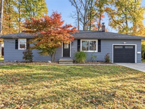 4641 Crabwood Drive Youngstown OH 44515