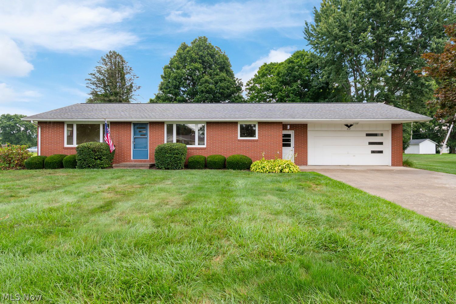 317 Mill Street NW Tuscarawas OH 44682