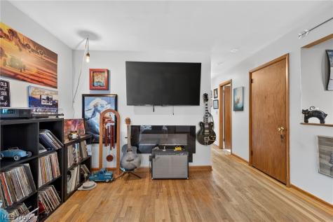 174 Pocantico Avenue Akron OH 44312