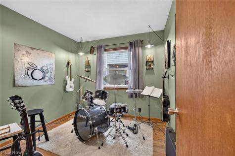 174 Pocantico Avenue Akron OH 44312