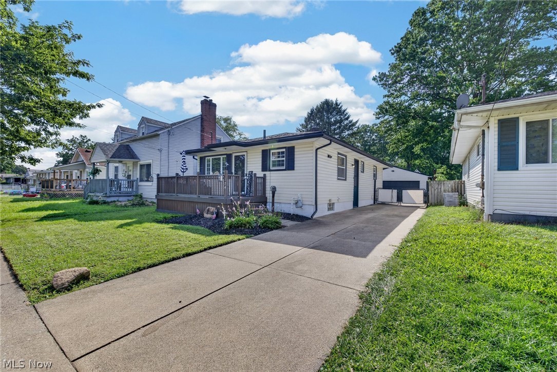 174 Pocantico Avenue Akron OH 44312