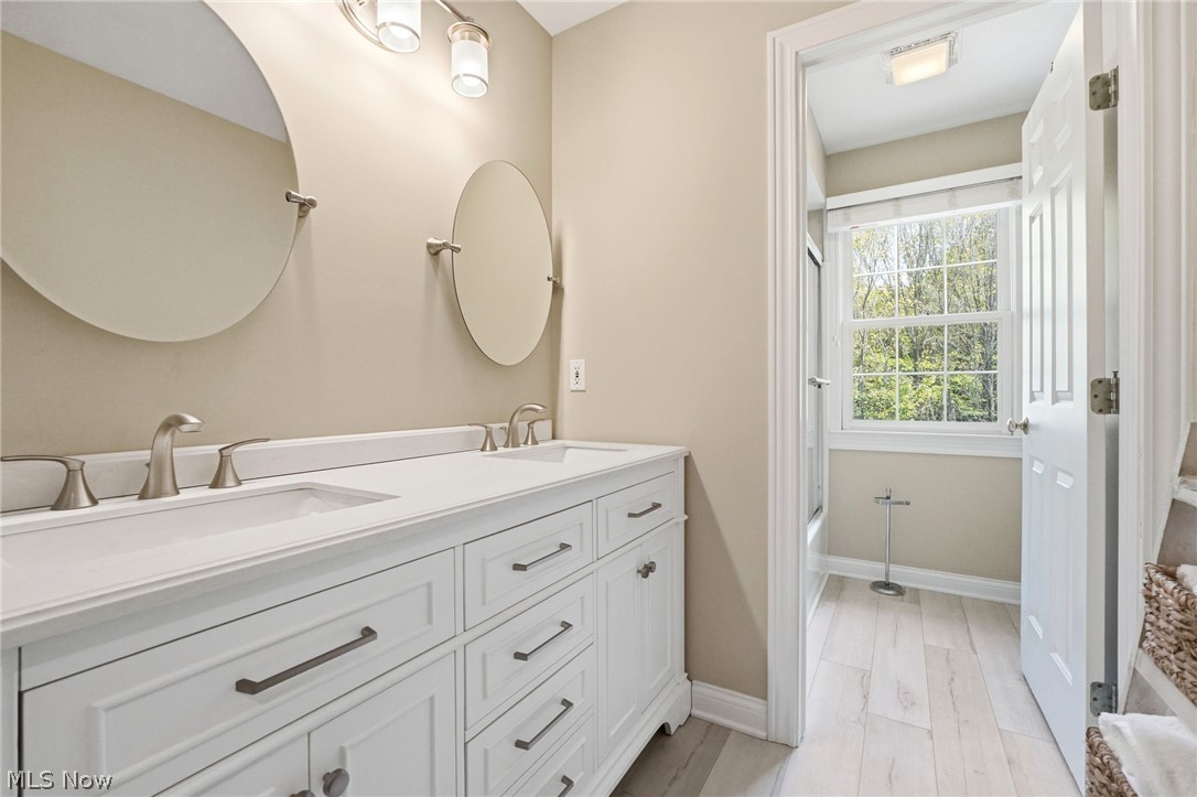18130 Greatwood Lane Chagrin Falls OH 44023