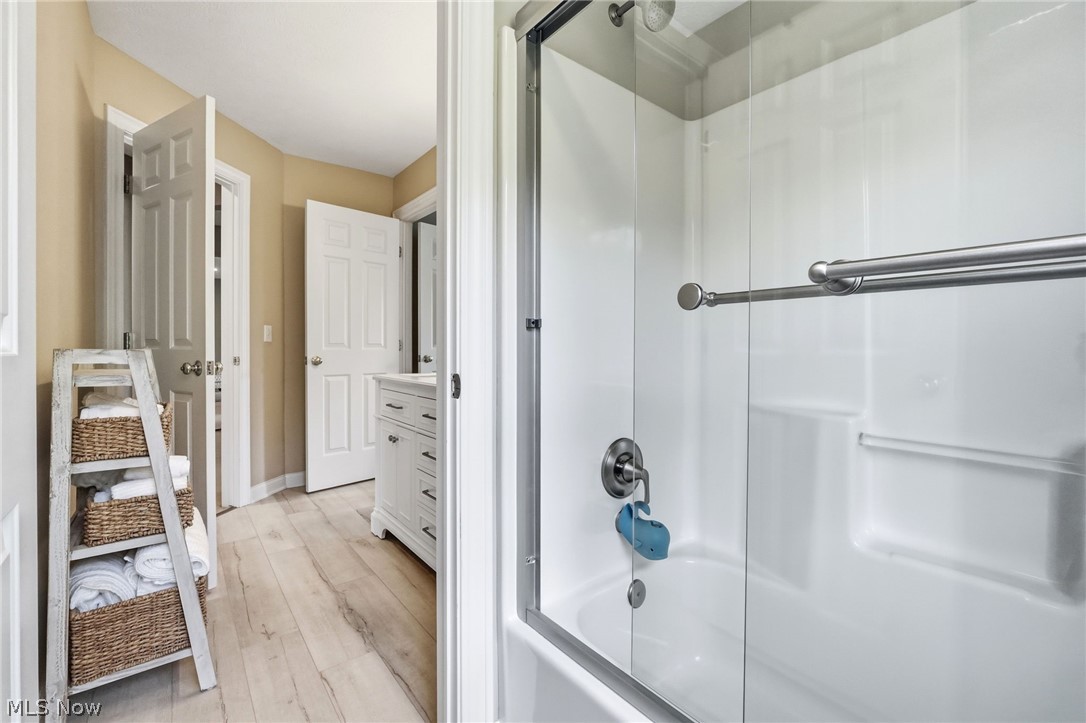 18130 Greatwood Lane Chagrin Falls OH 44023
