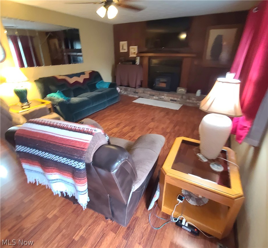 171 Pyle Place Adena OH 43901
