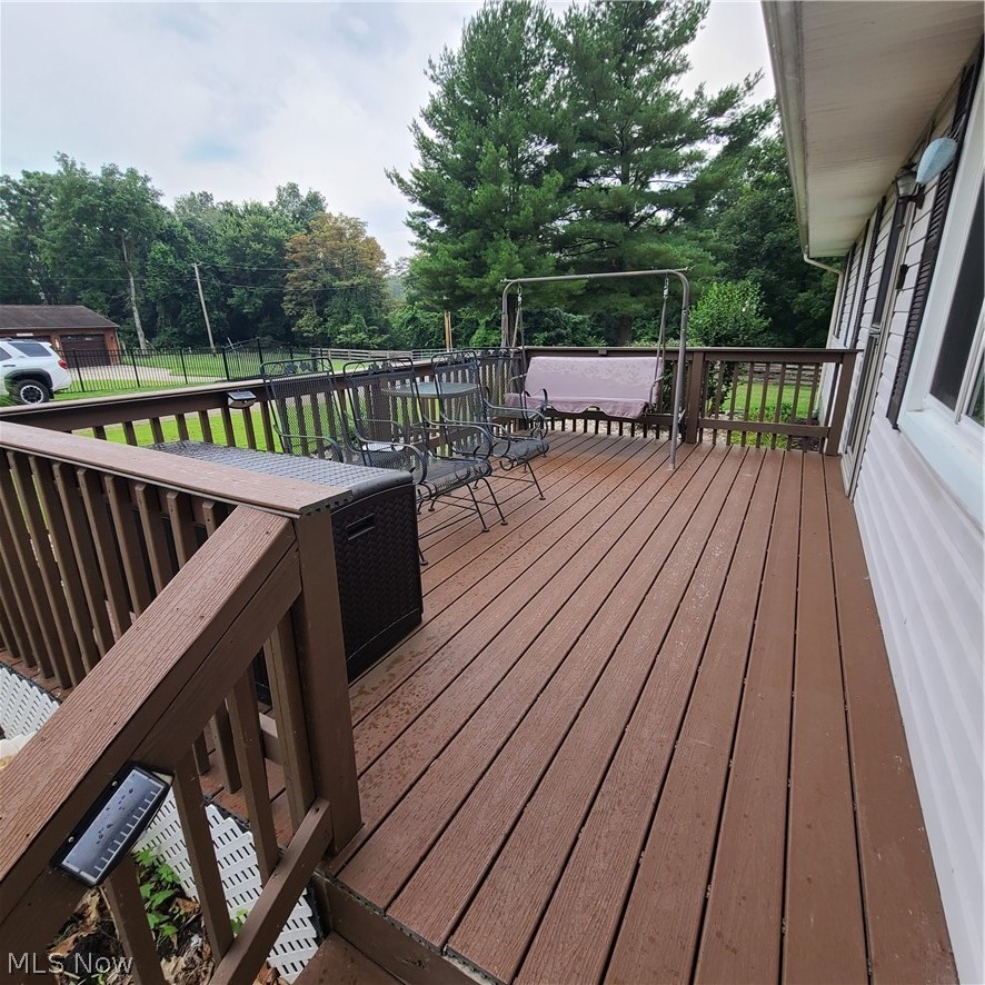 171 Pyle Place Adena OH 43901