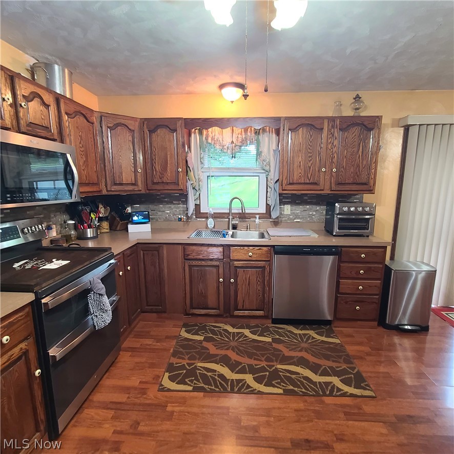 171 Pyle Place Adena OH 43901