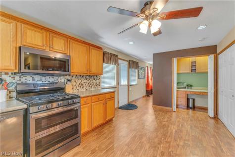 5747 Pleasant Avenue North Ridgeville OH 44039