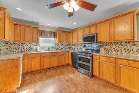 5747 Pleasant Avenue North Ridgeville OH 44039
