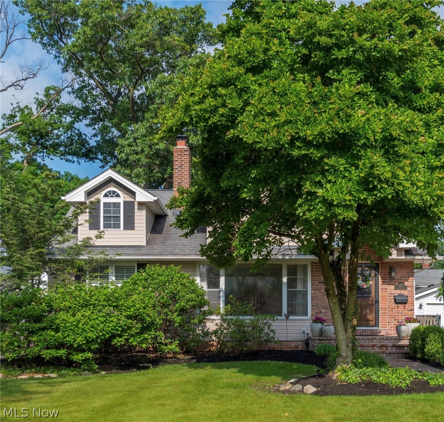 450 Lake Forest Drive Bay Village OH 44140