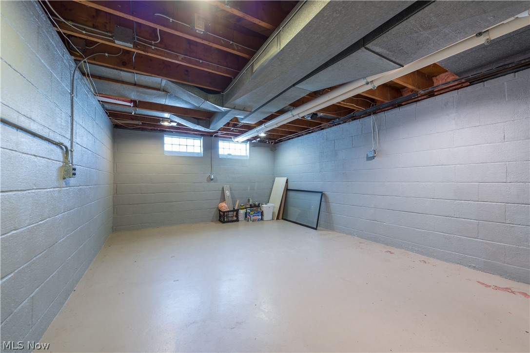 450 Lake Forest Drive Bay Village OH 44140