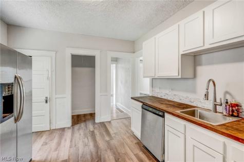 3520 Krather Road Cleveland OH 44109