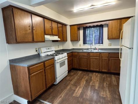 1009 W Wilbeth Road Akron OH 44314