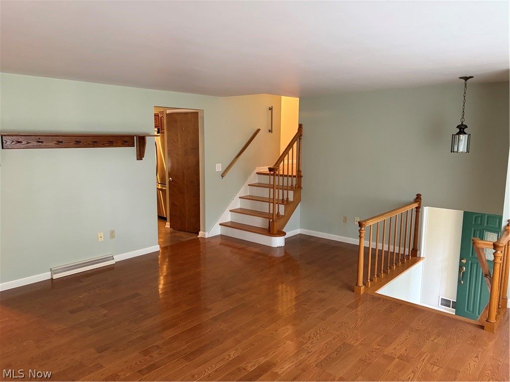 309 Bell Avenue Columbiana OH 44408