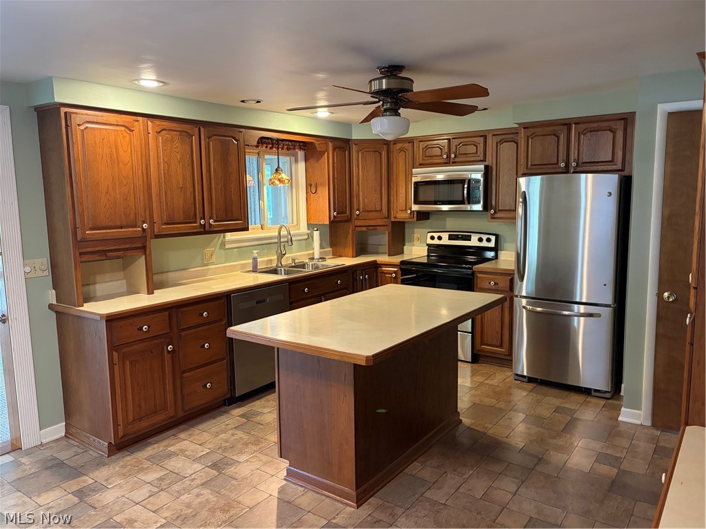 309 Bell Avenue Columbiana OH 44408