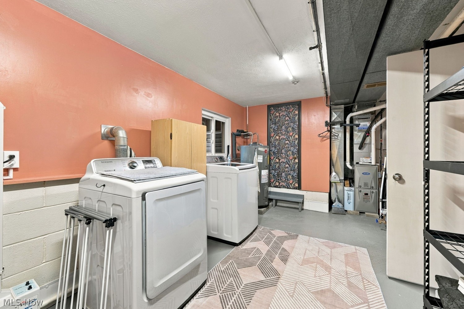 9187 Pekin Road Novelty OH 44072