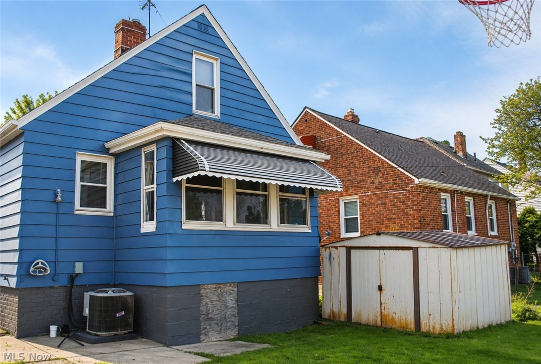 4366 W 60th Street Cleveland OH 44144