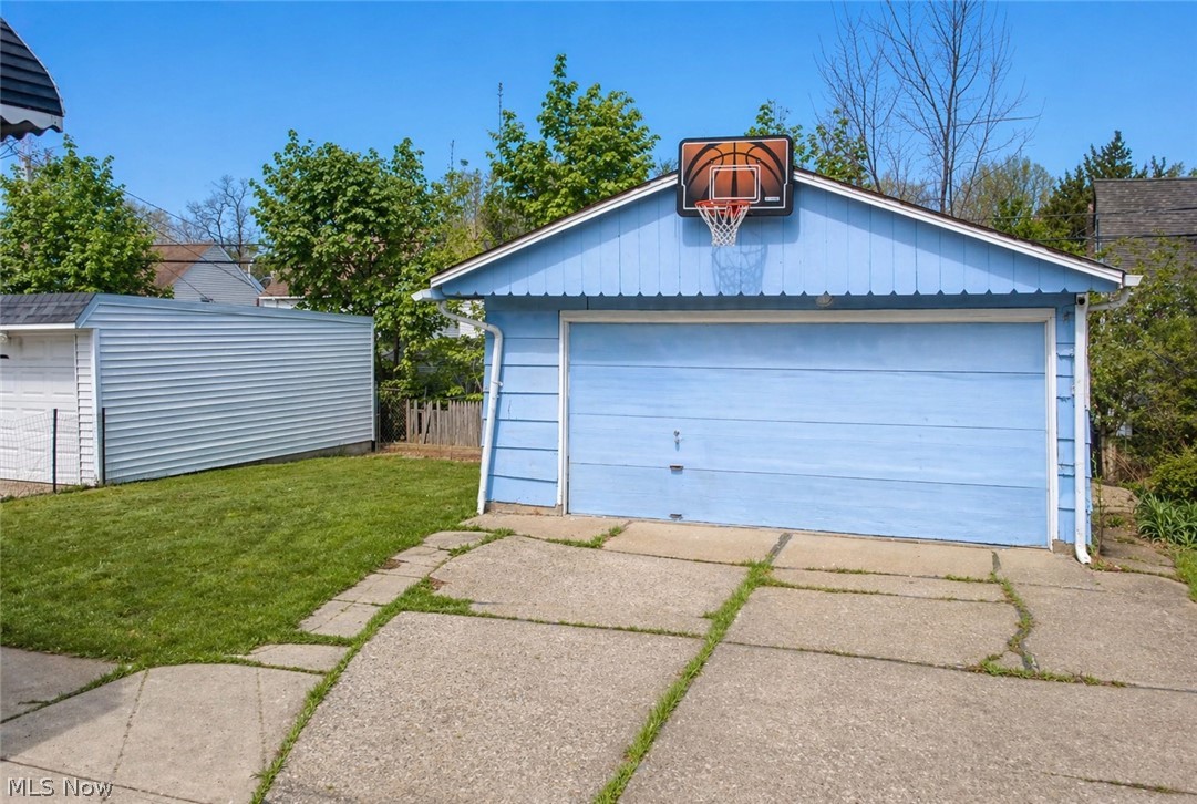 4366 W 60th Street Cleveland OH 44144