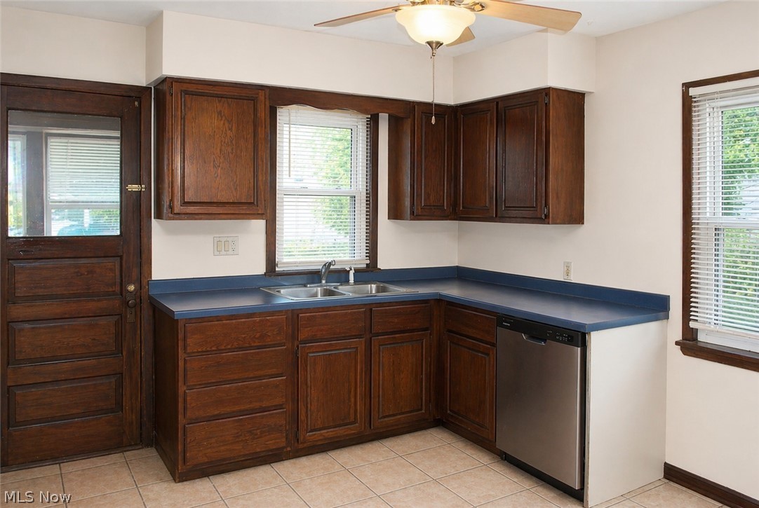 4366 W 60th Street Cleveland OH 44144