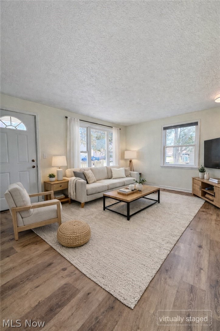 196 S Point Drive Avon Lake OH 44012