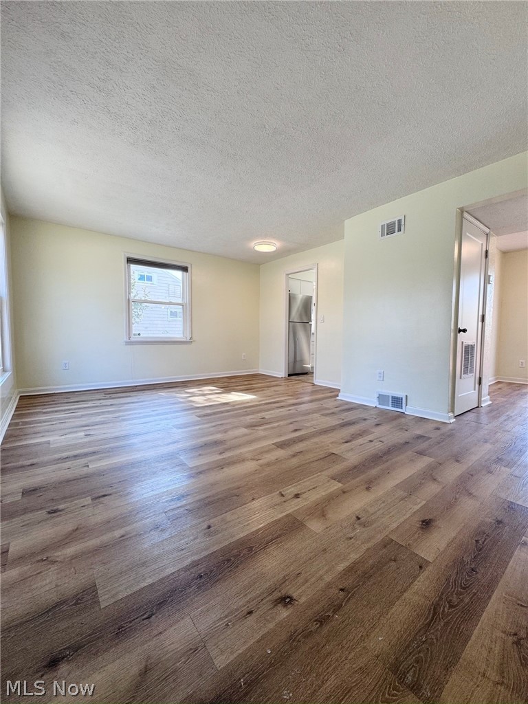 196 S Point Drive Avon Lake OH 44012