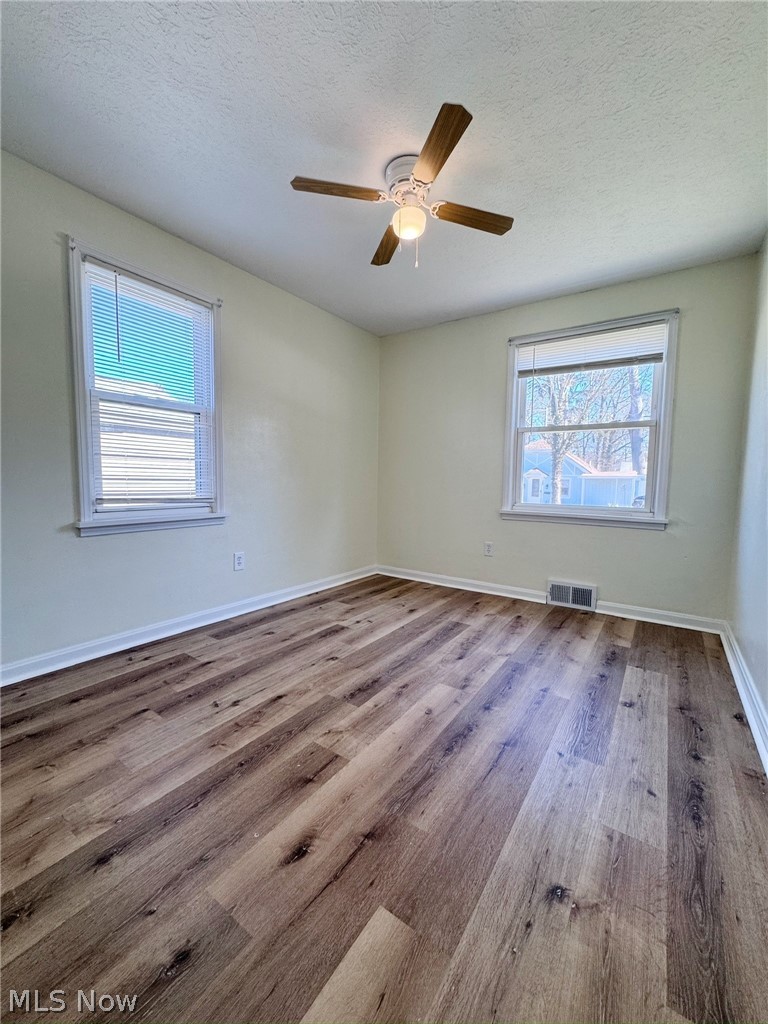 196 S Point Drive Avon Lake OH 44012