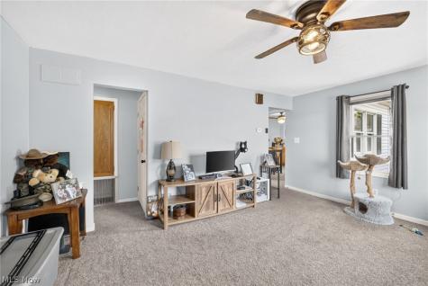 1313 Martin Road Mogadore OH 44260