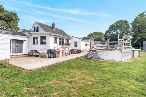 1313 Martin Road Mogadore OH 44260