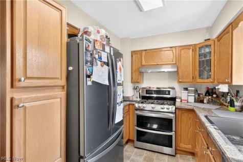 1313 Martin Road Mogadore OH 44260