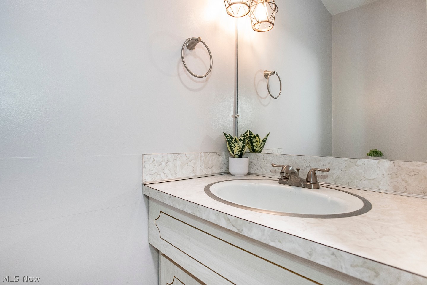 2481 Brantwood Drive Westlake OH 44145