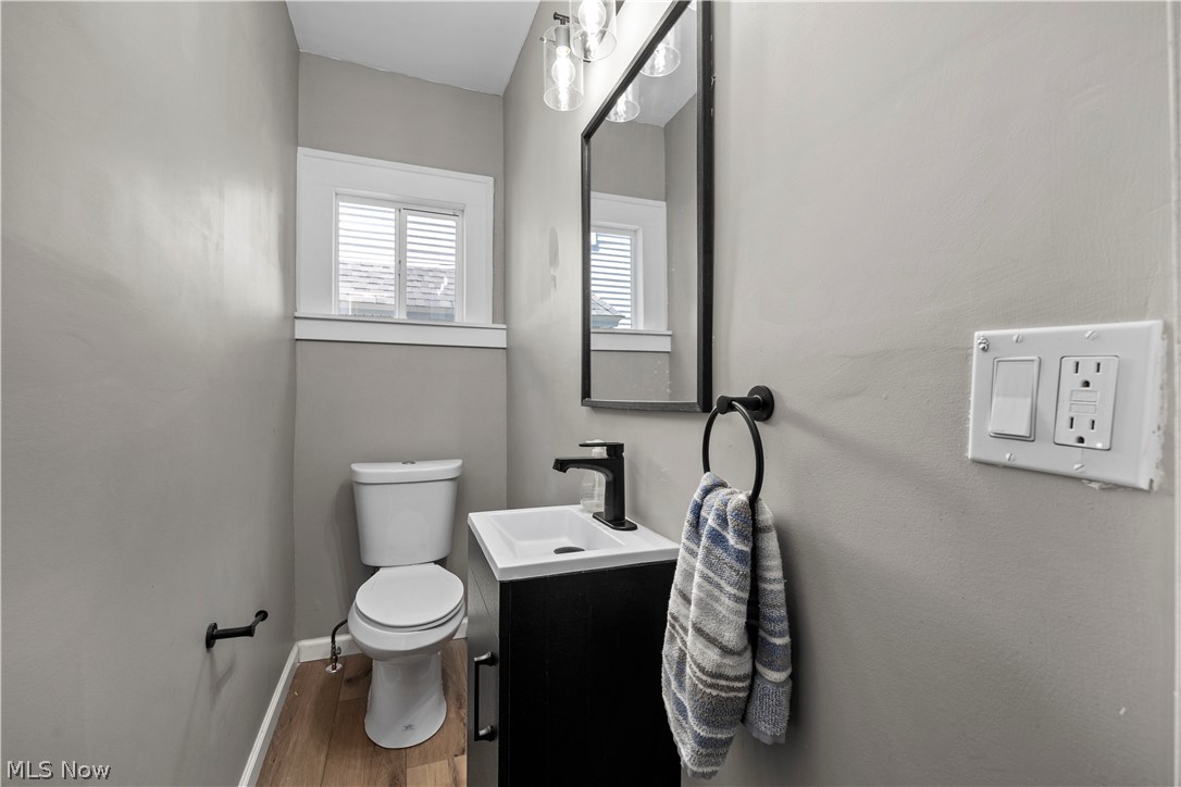 3249 W 100th Street Cleveland OH 44111