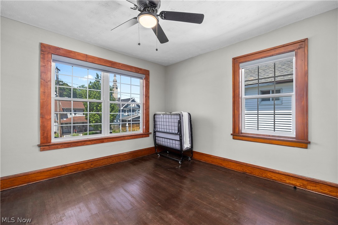 3249 W 100th Street Cleveland OH 44111