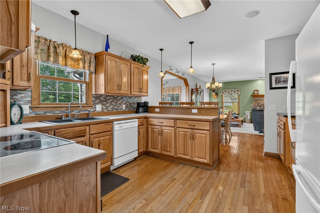 9276 Columbus Road NE Louisville OH 44641