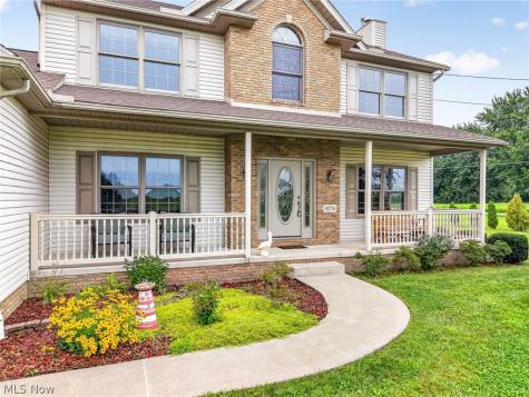 9276 Columbus Road NE Louisville OH 44641