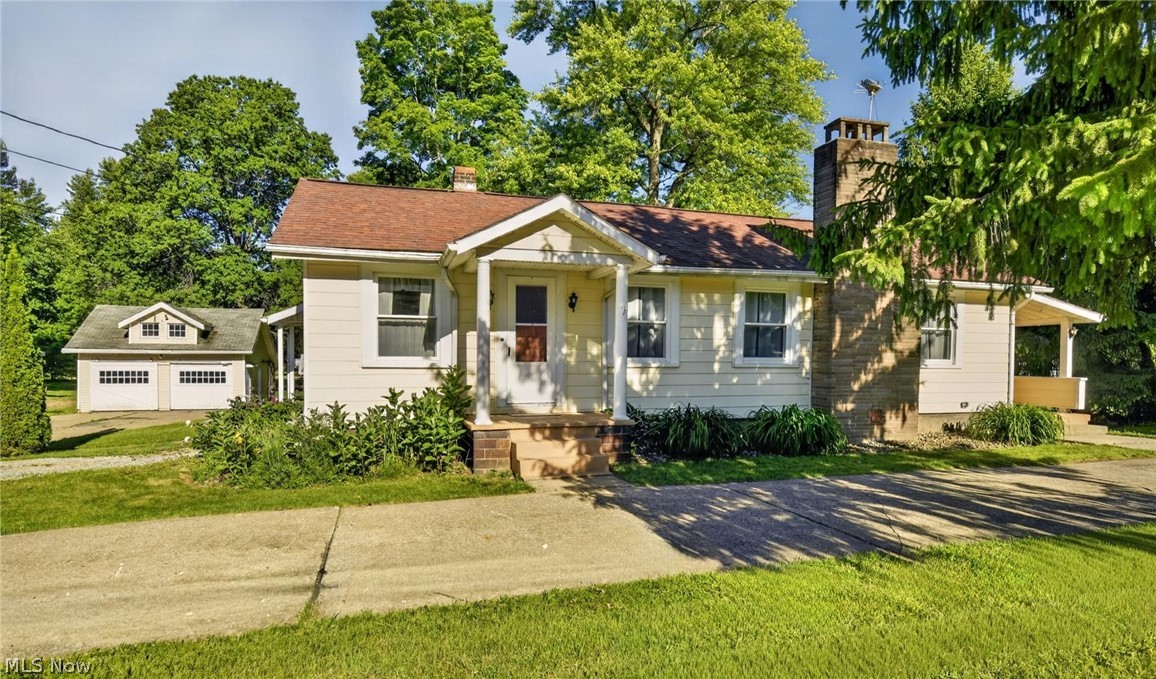 2690 S Canfield Niles Road Youngstown OH 44515