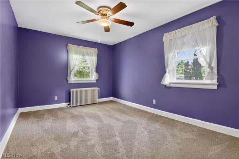 2690 S Canfield Niles Road Youngstown OH 44515