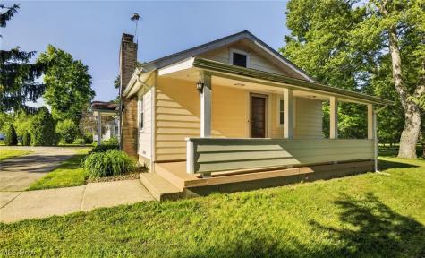 2690 S Canfield Niles Road Youngstown OH 44515