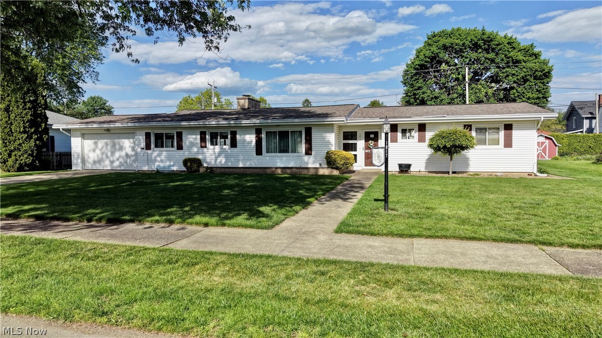 1017 Kaderly Street NW New Philadelphia OH 44663
