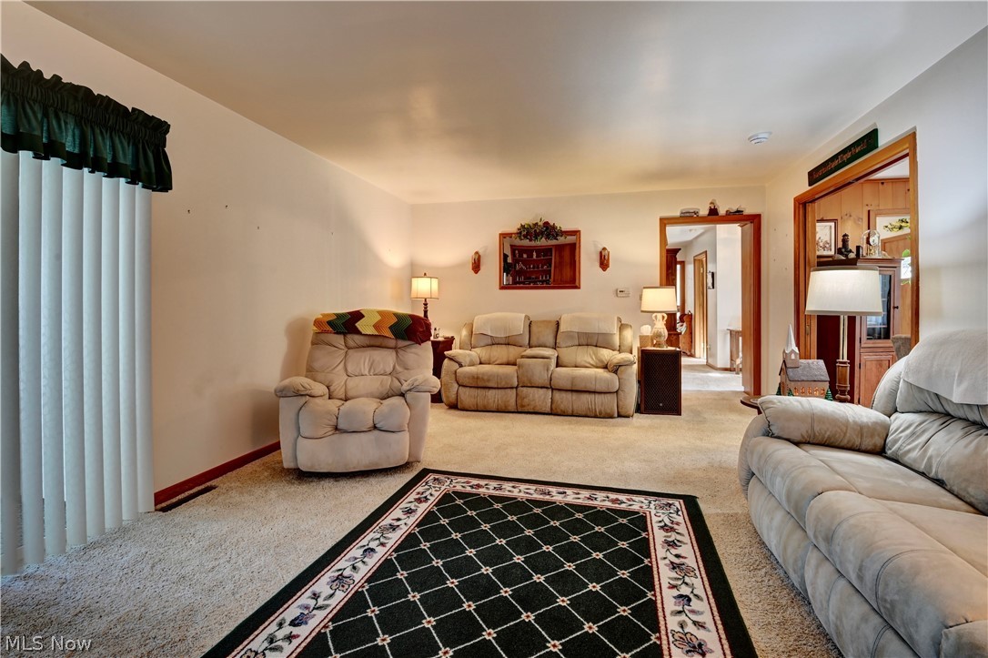 1017 Kaderly Street NW New Philadelphia OH 44663