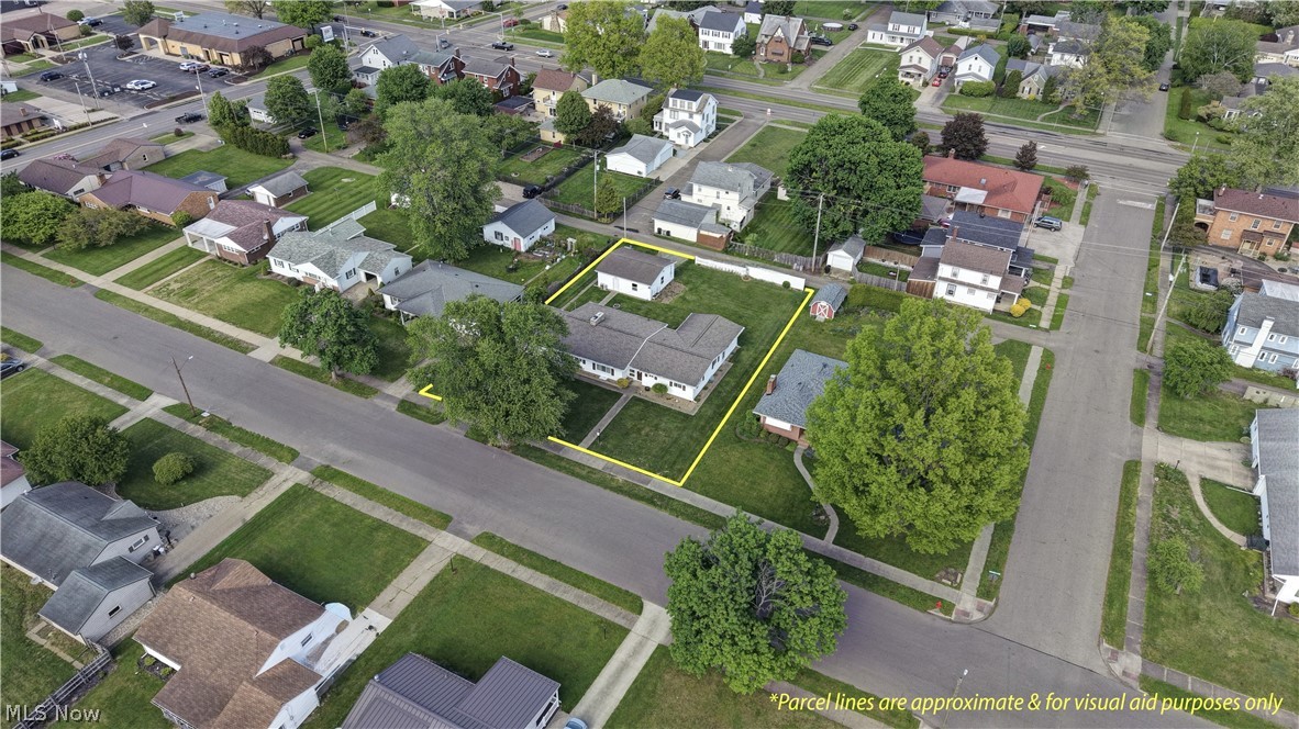 1017 Kaderly Street NW New Philadelphia OH 44663
